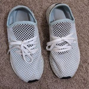 Adidas Deerupt Sneakers